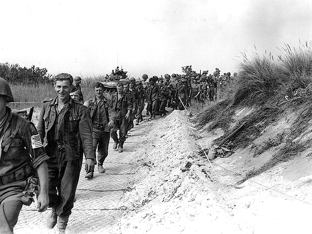 Yellow Beach - Bay of Pampelonne 1944 - Operation Dragoon - U.S. 3rd Infantry Division WWII